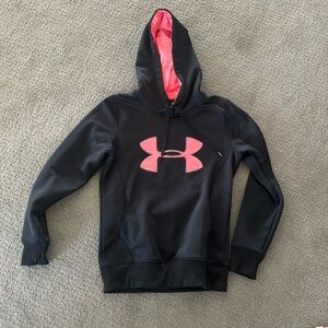 Women’s under armour sweatshirt size XS